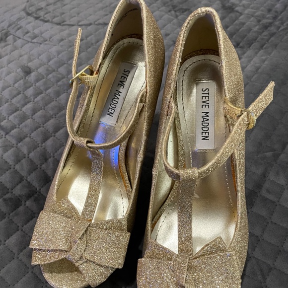 #ShoeCraze - Picture 5 of 8